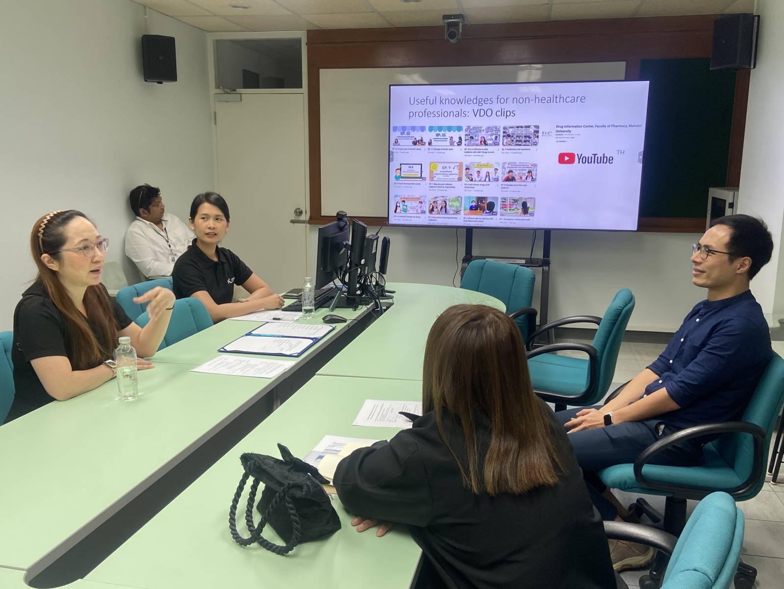 หน่วยพัฒนาคุณภาพ จัดโครงการ “พัฒนาคุณภาพ ทราบแล้วเปลี่ยน” (คลังข้อมูลยา) เพื่อยกระดับการพัฒนาระบบคุณภาพของคณะเภสัชศาสตร์