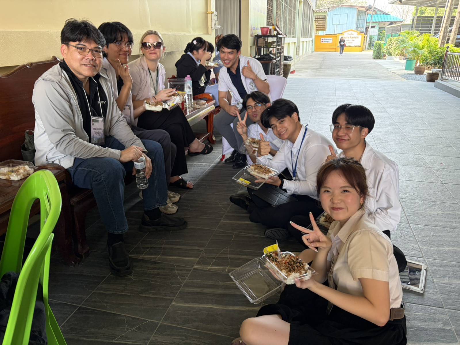 นักศึกษาเภสัชมหิดล ผนึกกำลังสหสาขาวิชาชีพ ลงพื้นที่ชุมชนวัดเกาะจันทาราม ในโครงการ มหิดลร่วมใจ สานสายใย นำน้ำใจสู่ชุมชน ครั้งที่ 13