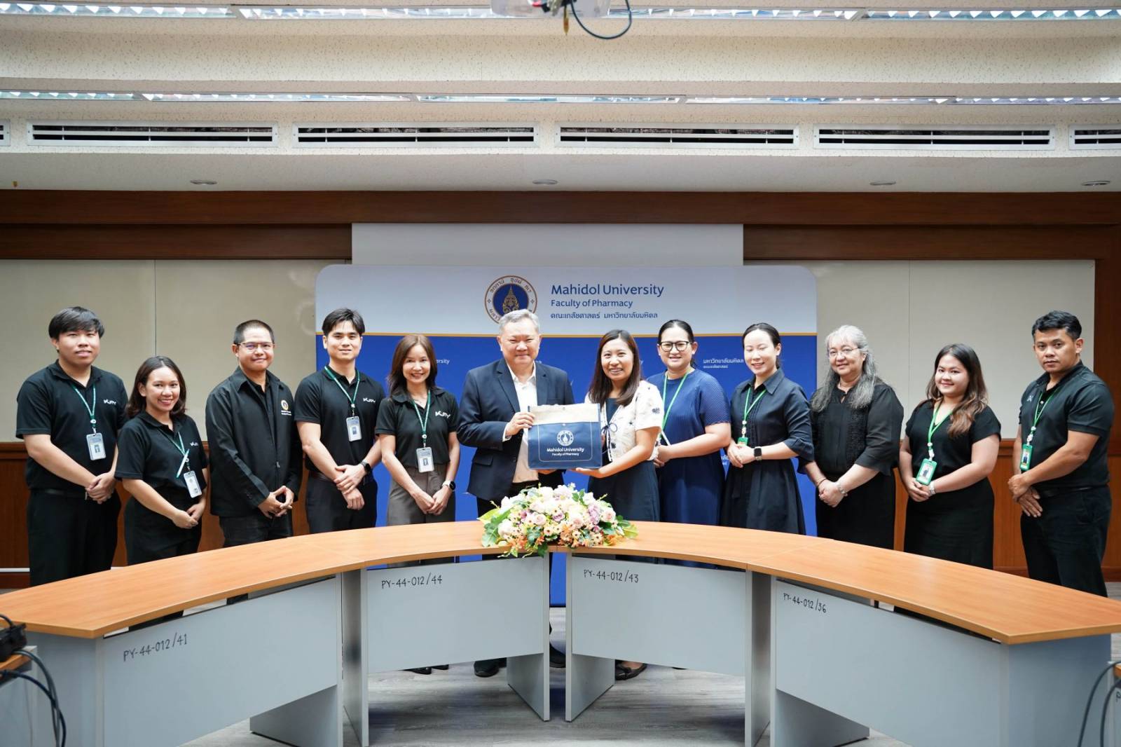 เภสัชมหิดลต้อนรับคณะศึกษาดูงานจาก คณะเภสัชศาสตร์ ม.ธรรมศาสตร์ แลกเปลี่ยนแนวปฏิบัติที่ดีด้านวิเทศสัมพันธ์และสื่อสารองค์กร