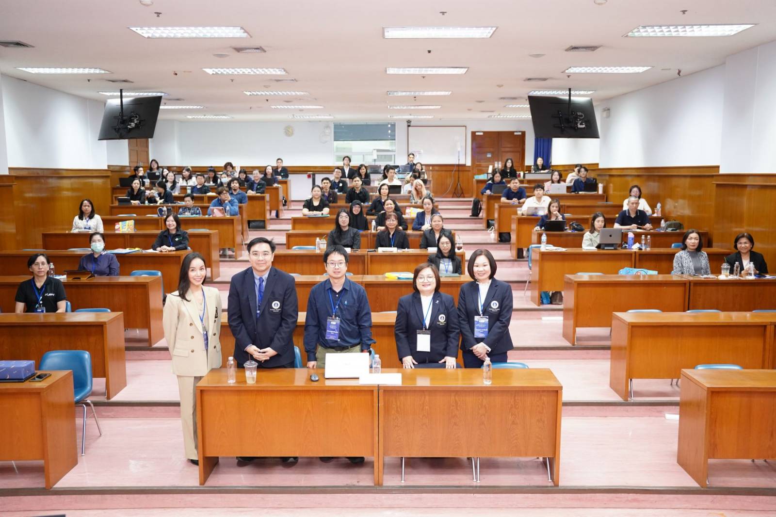ภาควิชาชีวเคมี จัดการประชุมวิชาการ “ชีวเภสัชบูรณาการ: จากโมเลกุลสู่การพัฒนายาและการรักษาแม่นยำ”